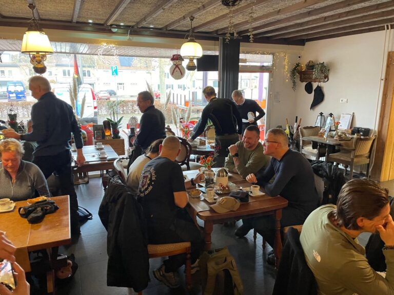 korte koffie en vlaai stop in Geulle